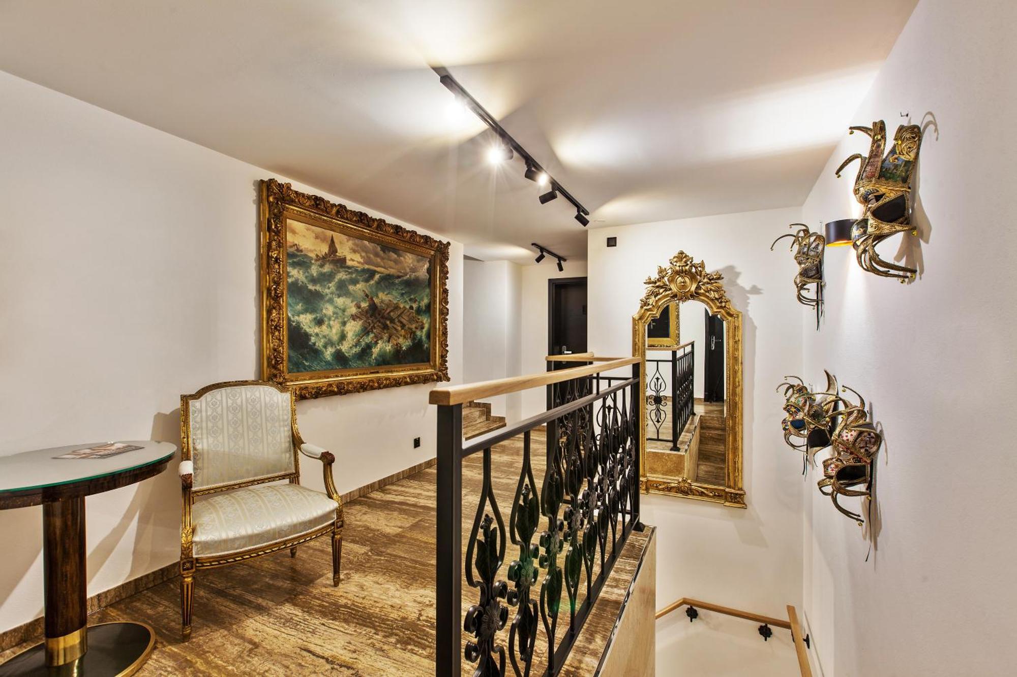 Brezno Central Apartments מראה חיצוני תמונה